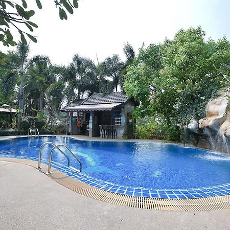 Oyo-536瑞乌安坎提玛酒店 Ban Laem Chabang 外观 照片